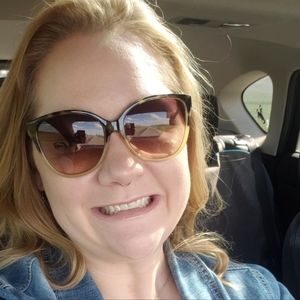 Meet your Posher, Katherine